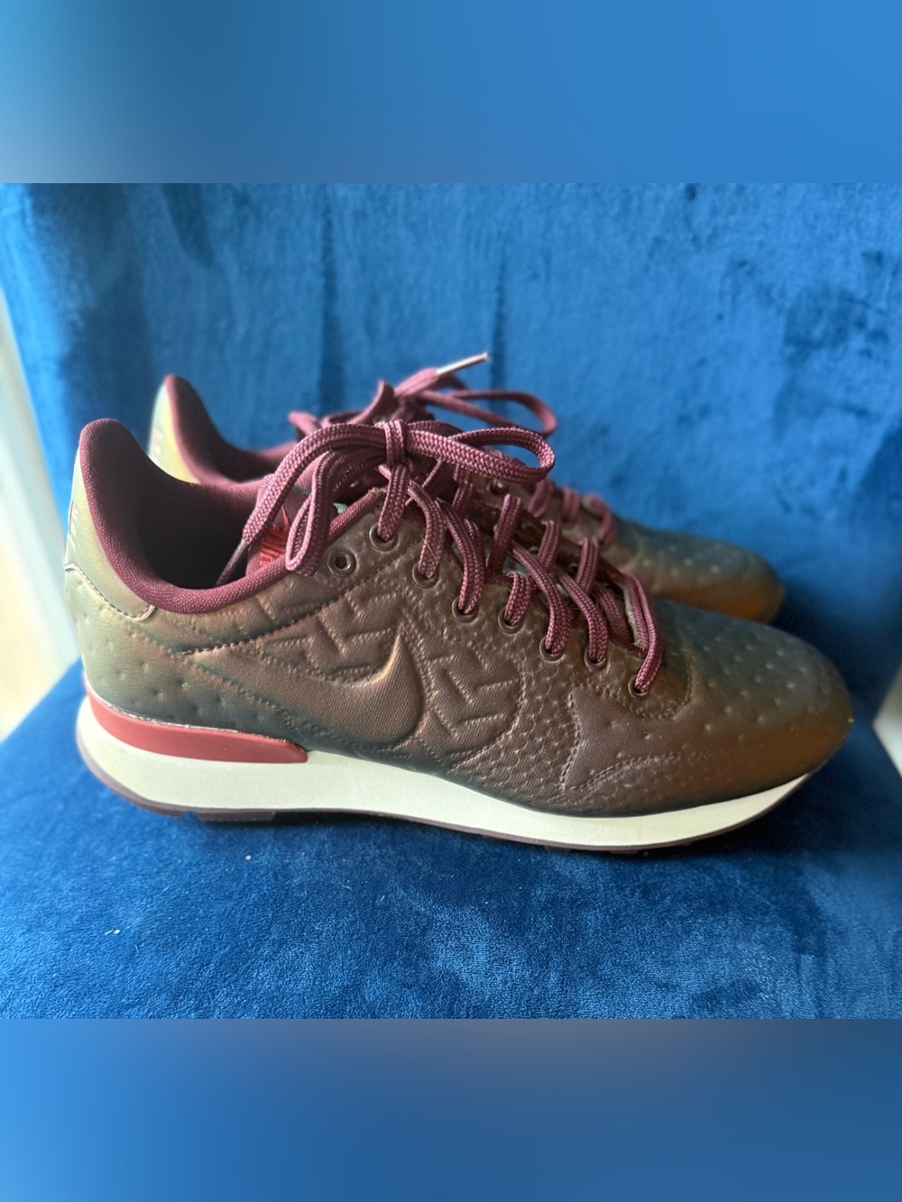 Nike Internationalist JCRD Winter Metallic Mahogany Women's Size 8